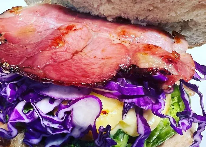 Dona Flor 3* Parabita