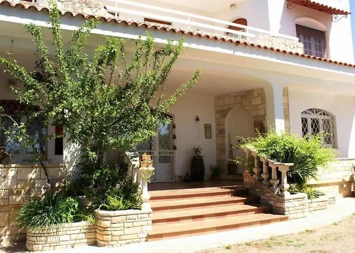 Bed & Breakfast Dona Flor Parabita